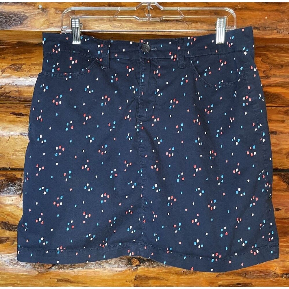 Croft & Barrow Woman's Navy Skort With Colorful Dots Size 12-EUC